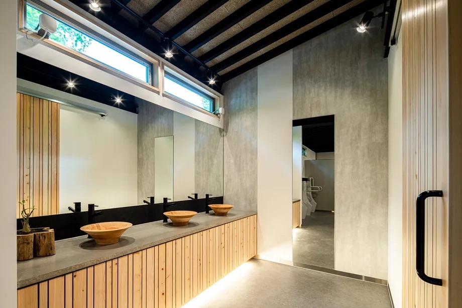 ノームの場内のトイレの洗面所